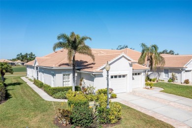 BEAUTIFUL, 3BD/2BA, END UNIT VILLA in The Links at Pelican on Pelican Pointe Golf and Country Club in Florida - for sale on GolfHomes.com, golf home, golf lot