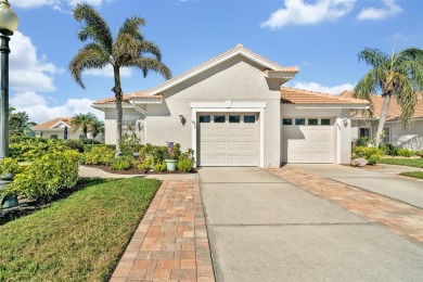 BEAUTIFUL, 3BD/2BA, END UNIT VILLA in The Links at Pelican on Pelican Pointe Golf and Country Club in Florida - for sale on GolfHomes.com, golf home, golf lot