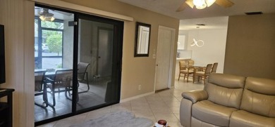 :Location is everything! 2 master en-suites plus a 21/2 bath on Heritage Ridge Golf Club in Florida - for sale on GolfHomes.com, golf home, golf lot