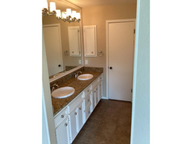 Updated 2/2 1/2 TH located on #18 of Slick Rock Golf Course.  2 on Slick Rock Golf Course - Horseshoe Bay in Texas - for sale on GolfHomes.com, golf home, golf lot