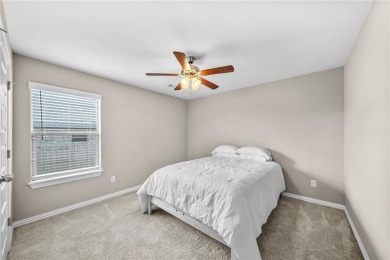 All-brick 4 bed, 2 bath, single-level home with a spacious on Stonebridge Meadows Golf Club in Arkansas - for sale on GolfHomes.com, golf home, golf lot