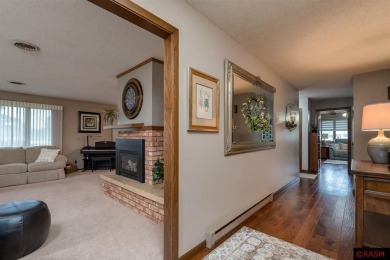 This 2+ bedroom, 1.75-bathroom, detached patio townhome offers on  in Minnesota - for sale on GolfHomes.com, golf home, golf lot