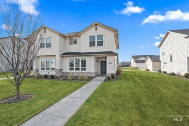 Welcome to this like-new, low-maintenance townhome in the highly on Eagle Legacy Golf Course in Idaho - for sale on GolfHomes.com, golf home, golf lot