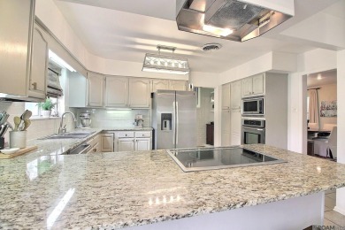 OPEN HOUSE, SUNDAY 7/27 2-4PM.  Welcome to this charming 3 on Webb Park Golf Course in Louisiana - for sale on GolfHomes.com, golf home, golf lot