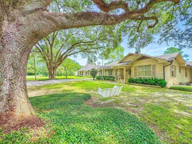 OPEN HOUSE, SUNDAY 7/27 2-4PM.  Welcome to this charming 3 on Webb Park Golf Course in Louisiana - for sale on GolfHomes.com, golf home, golf lot