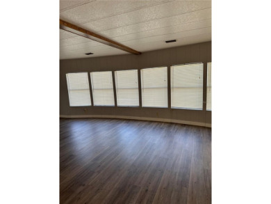 55+ resident owned gated golf course community.*PRICE REDUCED* on Zellwood Station Country Club in Florida - for sale on GolfHomes.com, golf home, golf lot