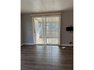 55+ resident owned gated golf course community.*PRICE REDUCED* on Zellwood Station Country Club in Florida - for sale on GolfHomes.com, golf home, golf lot
