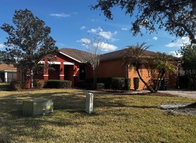 Delightful 2 bedroom, 2 bath home with a versatile den/office on Stonegate Golf Club in Florida - for sale on GolfHomes.com, golf home, golf lot
