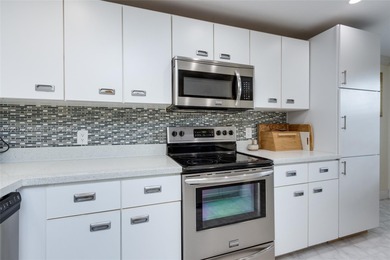 Updated, well-maintained and seldom used 2/2 in Sunrise Lakes on Sunrise Lakes Phase IV Golf Course in Florida - for sale on GolfHomes.com, golf home, golf lot