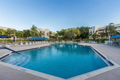 Updated, well-maintained and seldom used 2/2 in Sunrise Lakes on Sunrise Lakes Phase IV Golf Course in Florida - for sale on GolfHomes.com, golf home, golf lot