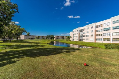 Updated, well-maintained and seldom used 2/2 in Sunrise Lakes on Sunrise Lakes Phase IV Golf Course in Florida - for sale on GolfHomes.com, golf home, golf lot