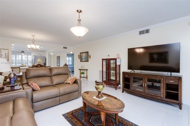 Updated, well-maintained and seldom used 2/2 in Sunrise Lakes on Sunrise Lakes Phase IV Golf Course in Florida - for sale on GolfHomes.com, golf home, golf lot