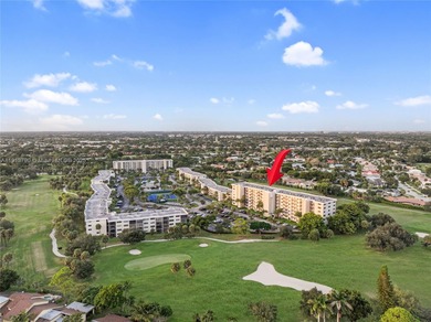 Beautiful 2-bedroom, 2-bath, 1,050 sq. ft. condo located in the on Deer Creek Golf Club in Florida - for sale on GolfHomes.com, golf home, golf lot