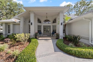 A SLICE OF HEAVEN awaits you in this 3 bedroom 2 bathroom home on Citrus Hills Golf Club in Florida - for sale on GolfHomes.com, golf home, golf lot