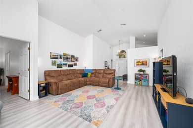 Immaculately maintained, this adorable 3-bedroom, 2-bathroom on Haile Plantation Golf and Country Club in Florida - for sale on GolfHomes.com, golf home, golf lot