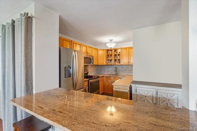 Beechhurst one-bedroom top-floor unit in Le Havre offers on Clearview Park Golf Course in New York - for sale on GolfHomes.com, golf home, golf lot