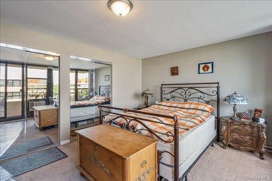 Beechhurst one-bedroom top-floor unit in Le Havre offers on Clearview Park Golf Course in New York - for sale on GolfHomes.com, golf home, golf lot