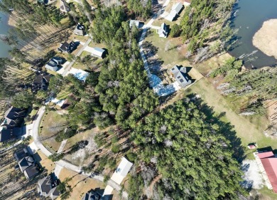 Build your dream home on this beautiful Lake Sam Rayburn lake on Rayburn Country Club in Texas - for sale on GolfHomes.com, golf home, golf lot