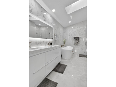 This stunning 3-bedroom, 2-bath waterfront home has it on Boca Raton Municipal Golf Course in Florida - for sale on GolfHomes.com, golf home, golf lot