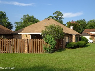 PRICE IMPROVEMENT !!!!Check out this beautifully maintained and on Castlewoods Golf Club in Mississippi - for sale on GolfHomes.com, golf home, golf lot