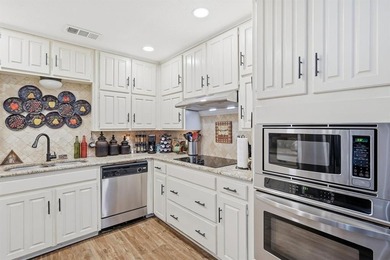 Beautiful Updated Home in Desired Meadow Lakes convenient to on Iron Horse Golf Course in Texas - for sale on GolfHomes.com, golf home, golf lot