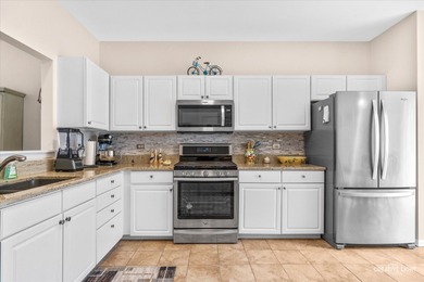 Meticulously maintained ranch in desirable Carillon gated 55+ on The Links at Carillon in Illinois - for sale on GolfHomes.com, golf home, golf lot