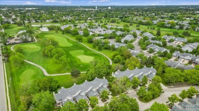 Charming End-Unit Townhome a well-designed 2-bedroom, 2 on Glendale Lakes Golf Club in Illinois - for sale on GolfHomes.com, golf home, golf lot