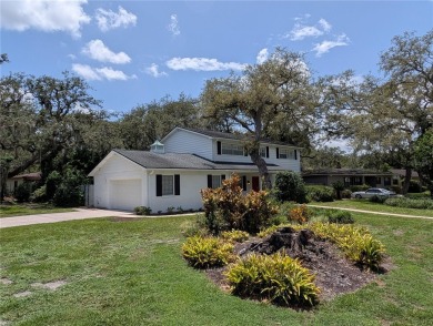 Beautiful estate home on a corner lot in Temple Terrace Estates on Temple Terrace Golf and Country Club in Florida - for sale on GolfHomes.com, golf home, golf lot