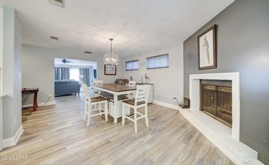 ***STUNNING REMODEL IN COLONY CLUB*** Discover modern elegance on Holiday Golf Club in Florida - for sale on GolfHomes.com, golf home, golf lot