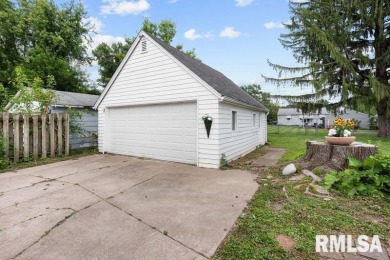 Welcome to this beautifully updated 3-bedroom, 1-bath home on Saukie Municipal Golf Course in Illinois - for sale on GolfHomes.com, golf home, golf lot