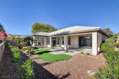 REMODELED AND MODERN, MOVE-IN READY, FABULOUS LOCATION WITH on Siena Golf Club in Nevada - for sale on GolfHomes.com, golf home, golf lot