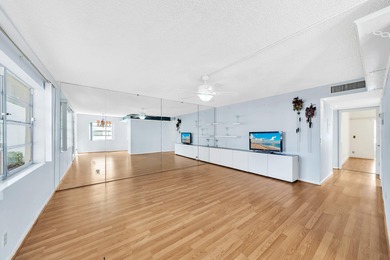 Experience the best of 55+ living in the highly desirable Kings on Kings Point Golf -Flanders Way in Florida - for sale on GolfHomes.com, golf home, golf lot