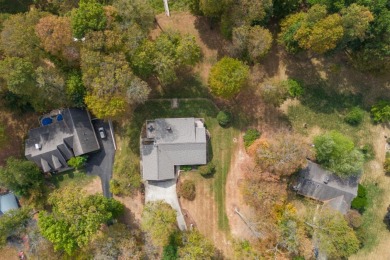 Spacious ranch ''FOR SAIL'' on the highly desired Courtland on Apple Valley Golf Course in Ohio - for sale on GolfHomes.com, golf home, golf lot