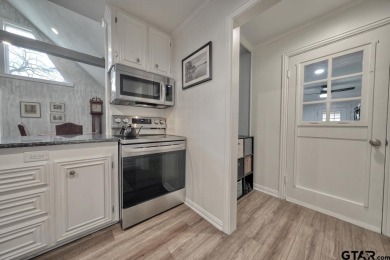 Stunningly remodeled Hideaway gem--now better than ever! on Hide-A-Way Lake Golf Course in Texas - for sale on GolfHomes.com, golf home, golf lot