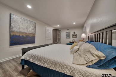 Stunningly remodeled Hideaway gem--now better than ever! on Hide-A-Way Lake Golf Course in Texas - for sale on GolfHomes.com, golf home, golf lot