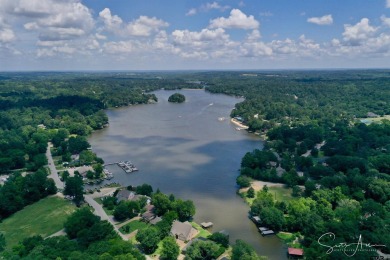 Stunningly remodeled Hideaway gem--now better than ever! on Hide-A-Way Lake Golf Course in Texas - for sale on GolfHomes.com, golf home, golf lot