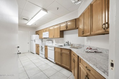 Welcome to this well-maintained two-bedroom, two-bathroom on Oceans Golf Club in Florida - for sale on GolfHomes.com, golf home, golf lot