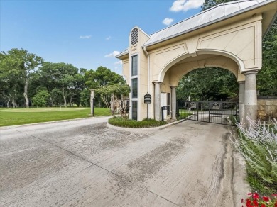 Attention Golf Lovers! Beautiful one story home in the gated on The Golf Club at Fossil Creek in Texas - for sale on GolfHomes.com, golf home, golf lot