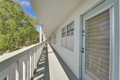 SELLERS ARE MOTIVATED! Furnished or unfurnished. Step into this on Wynmoor Golf Course in Florida - for sale on GolfHomes.com, golf home, golf lot