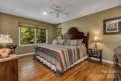 Charming Mountain Retreat Near Lake Tomahawk  Golf Course on Black Mountain Golf Course in North Carolina - for sale on GolfHomes.com, golf home, golf lot