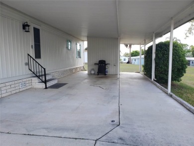Welcome to the beautiful rolling hills of Zellwood Station. A on Zellwood Station Country Club in Florida - for sale on GolfHomes.com, golf home, golf lot