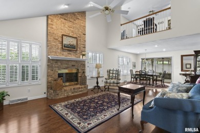 Beautifully updated condo in Panther Creek Golf Course Community on Panther Creek Country Club in Illinois - for sale on GolfHomes.com, golf home, golf lot