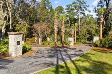 ***Frederica Estate # 4-*** This 31- acre large lake front on Frederica Golf Club in Georgia - for sale on GolfHomes.com, golf home, golf lot