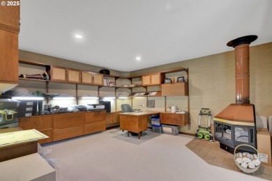 Welcome to an extraordinary luxury estate in the heart of on Eugene Country Club in Oregon - for sale on GolfHomes.com, golf home, golf lot
