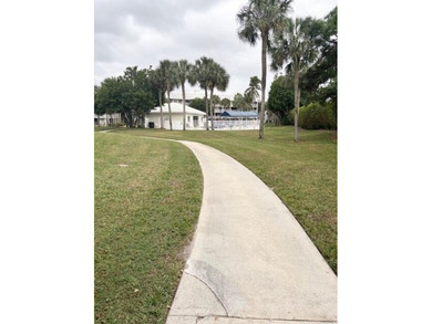 Spacious Condo, Clubhouse, Fitness Center, Manager on Site, Pool on Bear Lakes Country Club in Florida - for sale on GolfHomes.com, golf home, golf lot