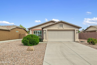Welcome to this beautifully maintained 2 bedroom, 2 bath + Den on Lone Tree Golf Club in Arizona - for sale on GolfHomes.com, golf home, golf lot