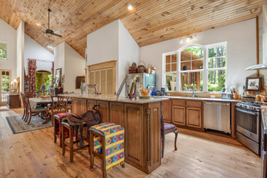 Gorgeous Lodge-Style Home in the Piney Woods of East Texas on Holly Lake Ranch Golf Club in Texas - for sale on GolfHomes.com, golf home, golf lot