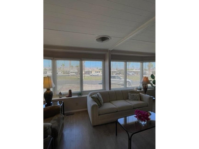 Charming Home with Mountain Views in Tri Palm Estates & Country on The Club At Shenandoah Springs in California - for sale on GolfHomes.com, golf home, golf lot