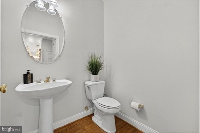 A wonderful and rarely available opportunity in Dominion Valley on Dominion Valley Country Club in Virginia - for sale on GolfHomes.com, golf home, golf lot