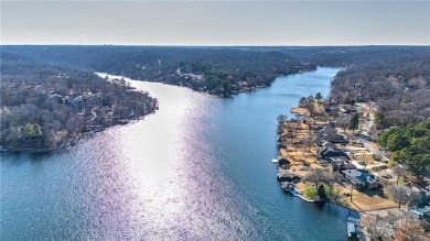 DISCOVER THE ENDLESS POTENTIAL OF LAKEFRONT LIVING! Nestled on on Bella Vista Country Club - Berksdale in Arkansas - for sale on GolfHomes.com, golf home, golf lot